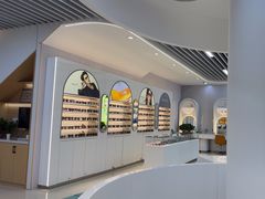 -现代眼镜批发城(威海路店)
