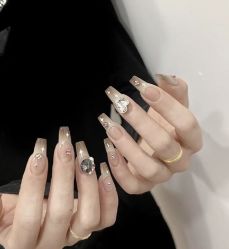 -LILY NAILS美甲美睫