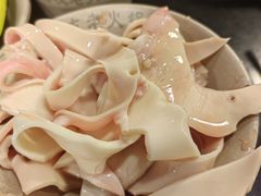 鲜猪黄喉-酒友老火锅(渝中店)