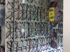 -罗创丹阳眼镜(童卫路店)