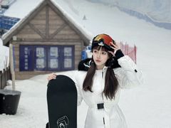 -哈尔滨热雪奇迹