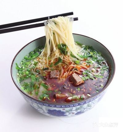 来伊顺牛肉面馆
