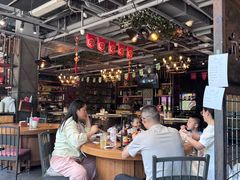 -琥珀老六龙虾(四里河店)