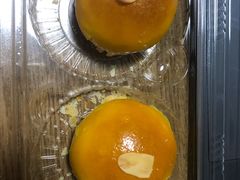 香辣牛肉蛋黄酥-鲍师傅糕点(凯德云尚广场店)
