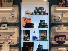 -一代眼镜·蔡司配镜(浦东大拇指广场店)