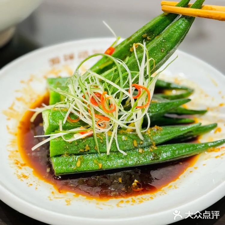 坐拥武康大楼~品一碗老上海本帮面🍜