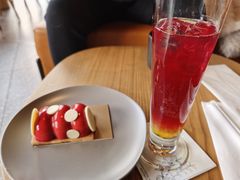 -星巴克臻选(上海合生汇1F店)