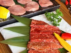 -炼火烤肉店