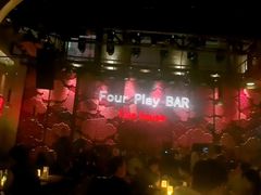 -FOUR PLAY BAR