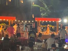 -亚龙湾希尔顿自助餐厅·海鲜·烧烤·沙滩BBQ·现场乐队