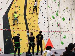 -问山MountQuest攀岩馆