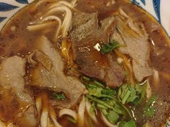 金牌红烧牛肉面-康师傅私房牛肉面(马泉营奥莱店)