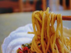 茄子肉丁小公鸡双拼拌面-文三里屯面馆(三里屯店)