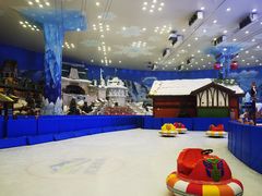 -长沙湘江冰雪世界