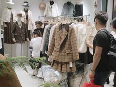 -广州白马服装市场