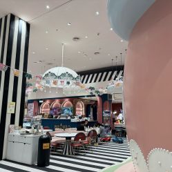 -奈尔宝家庭中心·亲子餐厅(鄞州万达店)