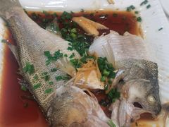 -渝君重庆火锅(嘉宾路店)