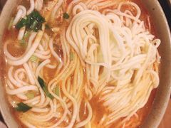 -亮亮面馆(经六路店)