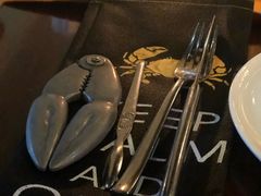 餐具摆设-Ministry of Crab(科伦坡店)