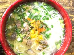 -正宗李家土鸡米线店