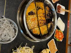 -邓莽子老火锅(中兴路总店)