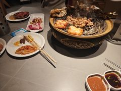 -山焱·炭火自助烤肉(周浦万达店)