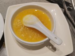 -海底捞火锅(金山百联店)