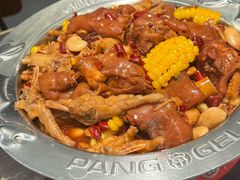 -胖哥俩肉蟹煲(石家庄勒泰中心店)
