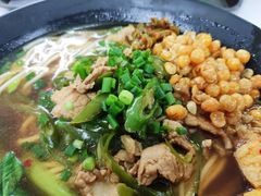 辣椒炒肉汤面-深圳大学城荔园一食堂(校园路)