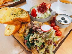 -Mark&Mars Restaurant