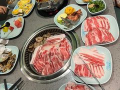 -金滏山烤肉·海鲜·火锅自助餐厅(襄阳万达店)