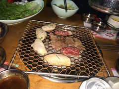 -老炉家木炭烤肉(长江国际店)