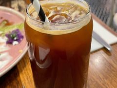 -FLOVIE FLORIST CAFE