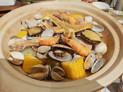 蒸海鲜霸王锅-四季餐厅·新津菜(环湖中路店)