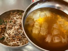 -正宗杨记普洱酸醋米线(总店)