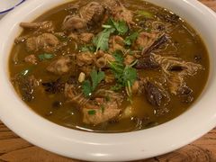 小鸡炖蘑菇-關東雪东北菜(中庚漫游城店)