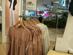 -优衣库(唐山爱琴海购物公园店)