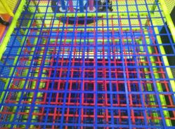 -蹦贝运动中心·蹦床·攀岩·闯关(龙岗店)