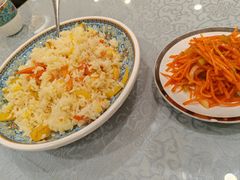 -汗腾格里·风味餐厅(新疆驻京办店)