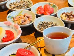 -梅间堂茶馆(绿地缤纷城店)
