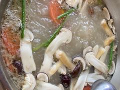-老石黑山羊毛驴肉火锅(金凯广场店)