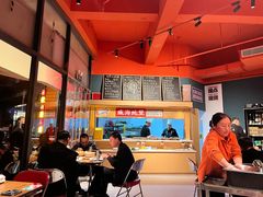 -蚝堡海鲜·威海菜·海肠捞饭·烧烤·亚洲吃蚝公司(幸福门店)