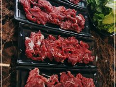 -牛里牛气· 榴莲海鲜鲜牛肉自助火锅·烤肉(横岗店)