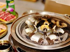 招牌活烤鳗鱼-围炉肉舍•炭烤活鳗•丹东海鲜烤肉(步行街店)