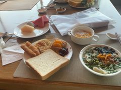 -上海佘山世茂艾美酒店