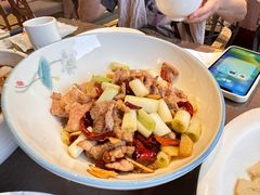 -湖泉水云间餐厅·弥勒地道菜(B座店)