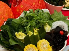 -天宜隆蘑菇宴火锅(石景山旗舰店)