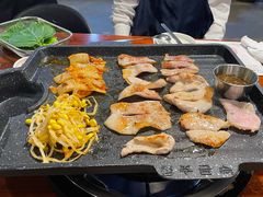 -Dombe豚(黑猪肉街店)