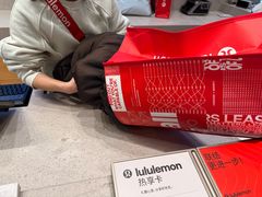 -lululemon(万象城店)