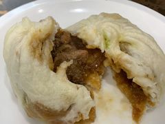 排骨肉包子-张包铺(道外店)